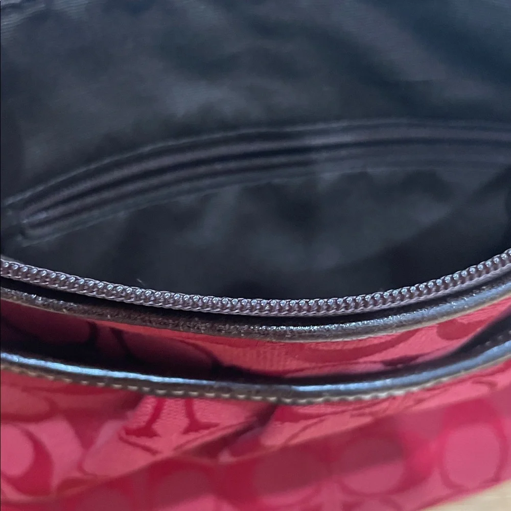 Coach Y2K Red Crossbody - Picture 10 of 11